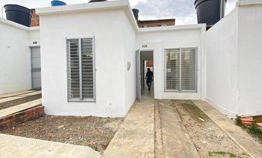 SE VENDE CASA EN PORTAL DE LLANITOS PARA ESTRENAR