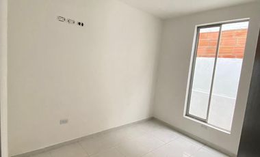 SE VENDE CASA EN PORTAL DE LLANITOS PARA ESTRENAR