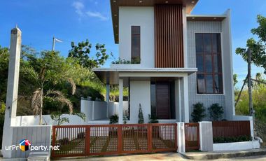 BRAND NEW HOUSE WITH MODERN DESIGN IN CONSOLACION CEBU