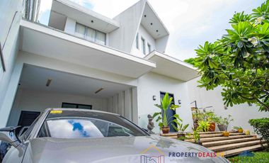 Fascinating Six Bedroom Modern Minimalist House and Lot For Sale in San Juan City