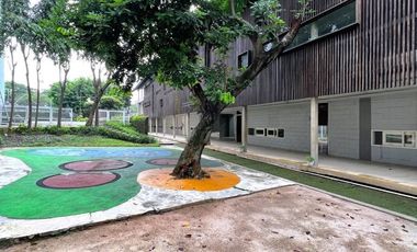 BANGUNAN LUAS ex SEKOLAH at Jl TB SIMATUPANG, JAKSEL