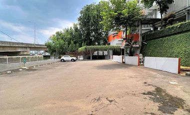 BANGUNAN LUAS ex SEKOLAH at Jl TB SIMATUPANG, JAKSEL