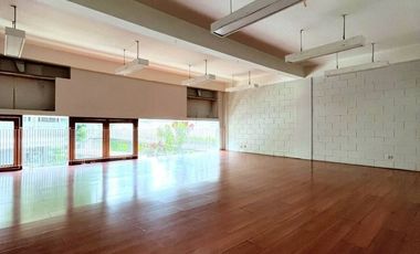 BANGUNAN LUAS ex SEKOLAH at Jl TB SIMATUPANG, JAKSEL