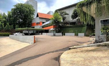 BANGUNAN LUAS ex SEKOLAH at Jl TB SIMATUPANG, JAKSEL