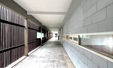 BANGUNAN LUAS ex SEKOLAH at Jl TB SIMATUPANG, JAKSEL