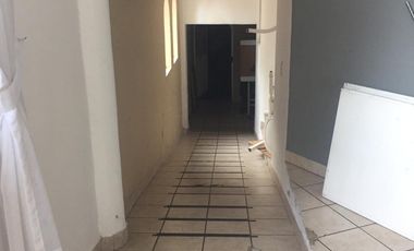 Excelente propiedad sobre av principal