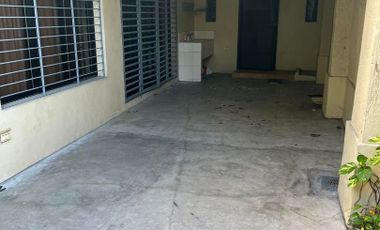 HOUSE AND LOT FOR LEASE LOCATED IN WEST TRIANGLE, QUEZON CITY