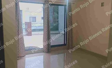CASA EN VENTA CENTRO DE APODACA 153 MTS T. Y 182 MC