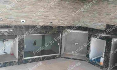 CASA EN VENTA CENTRO DE APODACA 153 MTS T. Y 182 MC