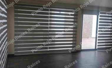 CASA EN VENTA CENTRO DE APODACA 153 MTS T. Y 182 MC