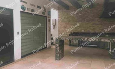CASA EN VENTA CENTRO DE APODACA 153 MTS T. Y 182 MC