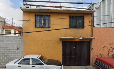 Casa en Tlahuac, Colonia Miguel Hidalgo, Ciudad de México.