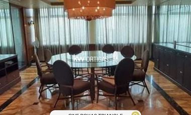 Condo Penthouse for Sale/Rent in One Roxas Triangle