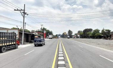 Ruang Usaha Luas Cocok Untuk Resto di Jalan Magelang Yogyakarta