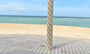 Departamento (Penthouse) en Venta Frente a Playa de Telchac con Vista Espectacular