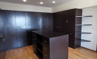 Penthouse en Palmetto 32, Bosque Real.