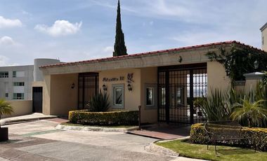 Penthouse en Palmetto 32, Bosque Real.