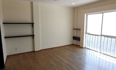 Penthouse en Palmetto 32, Bosque Real.