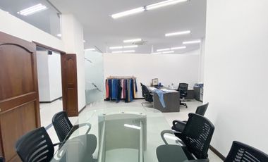 PR15703 Bodega en venta en el sector Campo amor