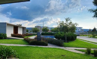 Casa en venta dentro de coto en Parques Vallarta Zapopan