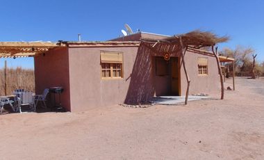 Se Vende Terreno con Cabañas en San Pedro de Atacama