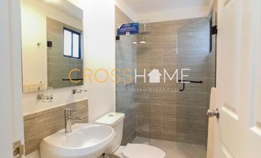 ¡CASA EN VENTA! EN LA MESETA ALTTA HOMES, EN LOS LIMITES GTO./QRO.