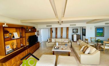 Departamento en venta de 5 recámaras en playa con cancha de tenis y pádel