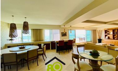 Departamento en venta de 5 recámaras en playa con cancha de tenis y pádel