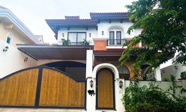 GRAND 2-STOREY, 6-BEDROOM HOUSE WITH BALCONY FOR SALE IN TIERRA PURA HOMES