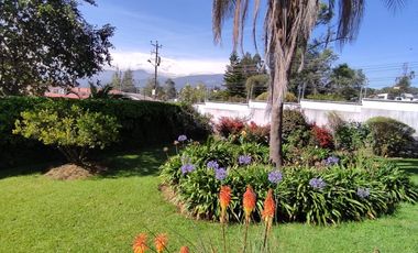 VENTA CASA INDEPENDIENTE URB. COLEGIO DE MÉDICOS SECTOR LA SALLE