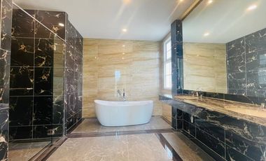The Luxury Living in Chiangmai on the most all-round comfort of meticulous design,taking into account the benefits of every square inch.