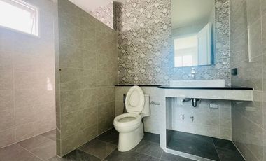 The Luxury Living in Chiangmai on the most all-round comfort of meticulous design,taking into account the benefits of every square inch.