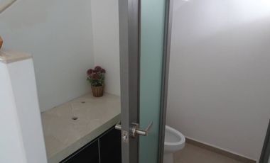 CASA SOLA EN VENTA EN CUERNAVACA ZONA SUR CON ALBERCA CLIMATIZADA  Y JARDÍN PRIVADO FRACCIONAMIENTO CON VIGILANCIA Y ACCESO CONTROLADO