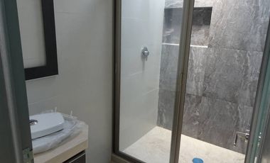 CASA SOLA EN VENTA EN CUERNAVACA ZONA SUR CON ALBERCA CLIMATIZADA  Y JARDÍN PRIVADO FRACCIONAMIENTO CON VIGILANCIA Y ACCESO CONTROLADO