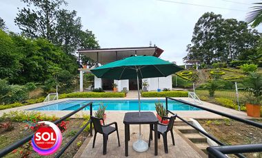Casa campestre en arriendo con piscina y amplio salon de eventos ubicada en Combia, Pereira
