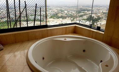 Venta Dpto espectacular vista en Cerros de Camacho con Terraza