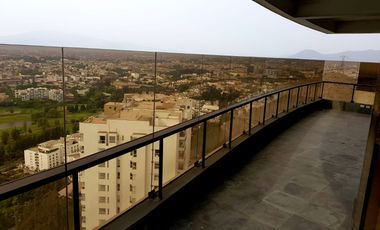 Venta Dpto espectacular vista en Cerros de Camacho con Terraza