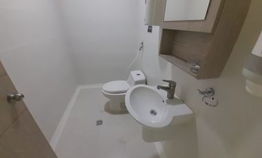 VENDO CONSULTORIO EN EL HOSPITAL INTERNACIONAL DE COLOMBIA