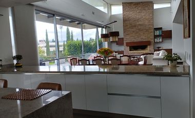 OPORTUNIDAD CASA 1 PISO 372 METROS  LOTE 2000  SOPO EN FULL CLUB HOUSE, EDAD 8 AÑOS, DOMO, BBQ CORRINAS ELECTRICAS, COCINA MESON, LAVAVAJILLAS, NEVECO