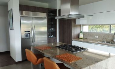 OPORTUNIDAD CASA 1 PISO 372 METROS  LOTE 2000  SOPO EN FULL CLUB HOUSE, EDAD 8 AÑOS, DOMO, BBQ CORRINAS ELECTRICAS, COCINA MESON, LAVAVAJILLAS, NEVECO