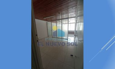 ¡¡SE VENDE OFICINA EN EDIFICIO CENTRAL MUY COMERCIAL!!SECTOR CENTRO