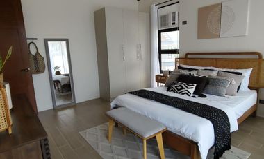 2 Bedroom Villa Along the Beach