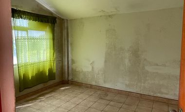 Venta casa y departamento en La Perla, cerca de la Avenida La Marina.