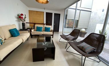 Casa en renta amueblada en Juriquilla