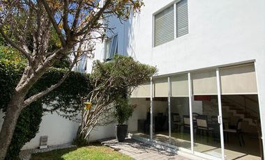 Casa en renta amueblada en Juriquilla