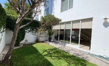 Casa en renta amueblada en Juriquilla