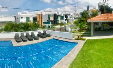 Casa en venta en Embajadores, Lomas de Cocoyoc, Morelos, México.