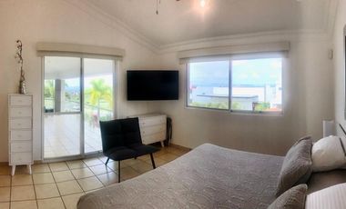 Casa en venta en Embajadores, Lomas de Cocoyoc, Morelos, México.