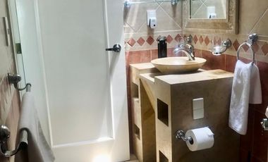 Casa en venta en Embajadores, Lomas de Cocoyoc, Morelos, México.