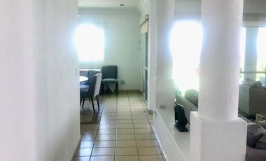 Casa en venta en Embajadores, Lomas de Cocoyoc, Morelos, México.